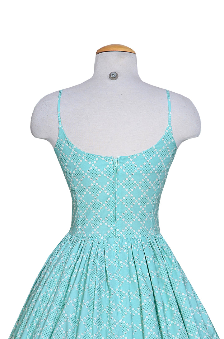 Gwen Dress in Pastel Retro Green